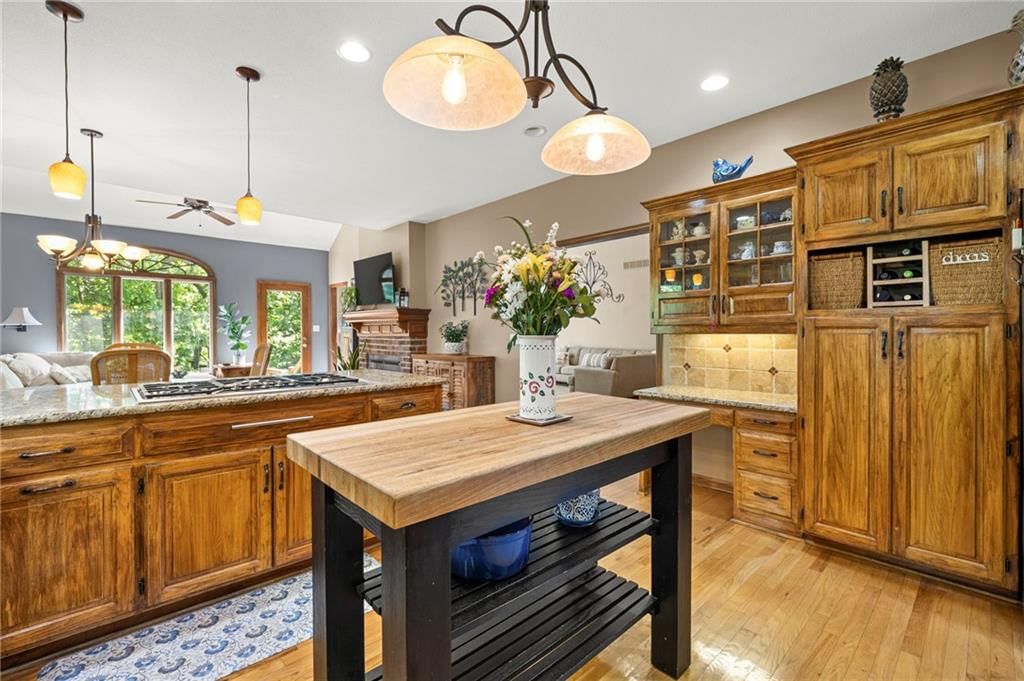 2400 SW Clear Creek Court — photo 27