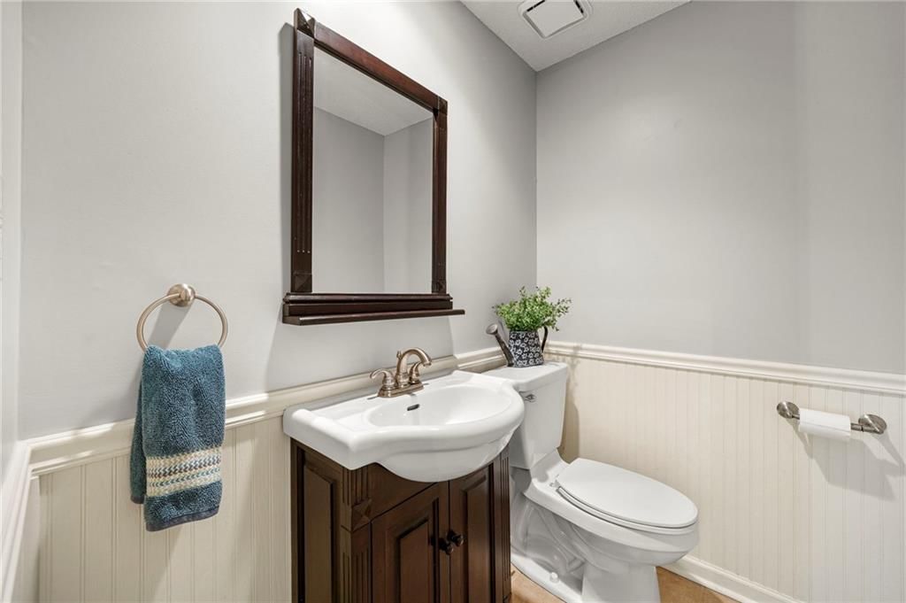 2400 SW Clear Creek Court — photo 62