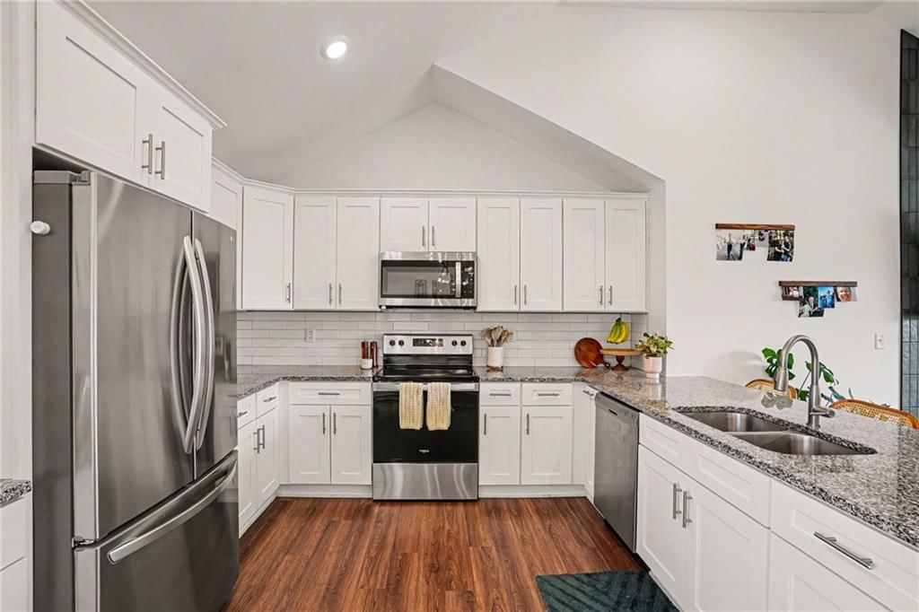 12634 Fountain Lake Circle — photo 17