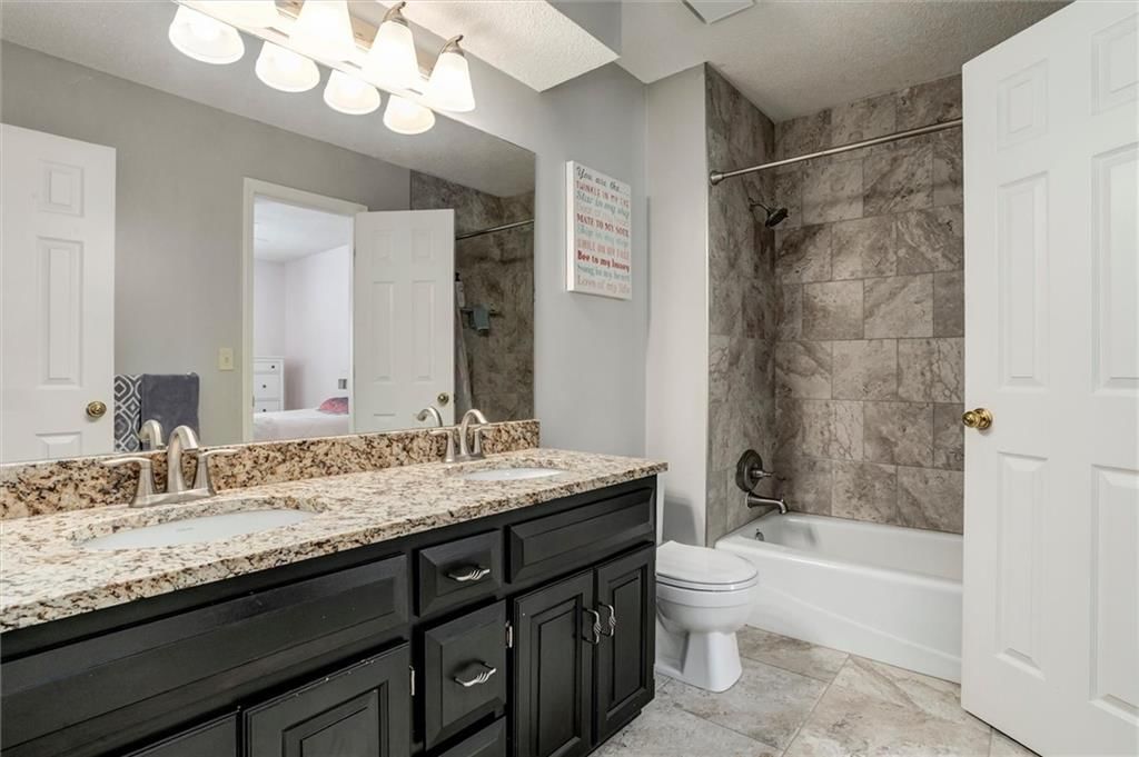 14120 W 114th Street — photo 11