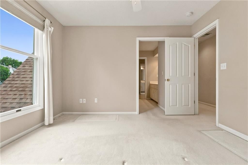 11820 Skyview Lane — photo 32