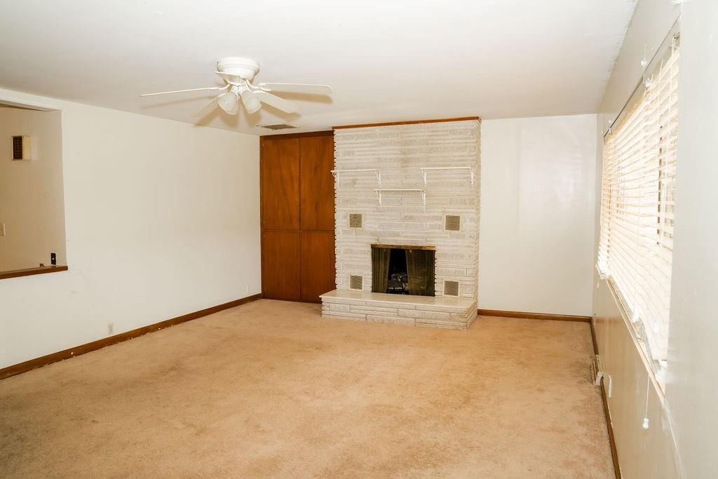 2302 Crawford Avenue — photo 6