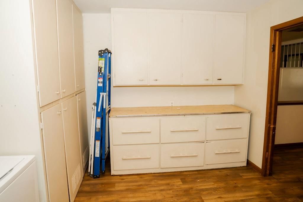 2302 Crawford Avenue — photo 16