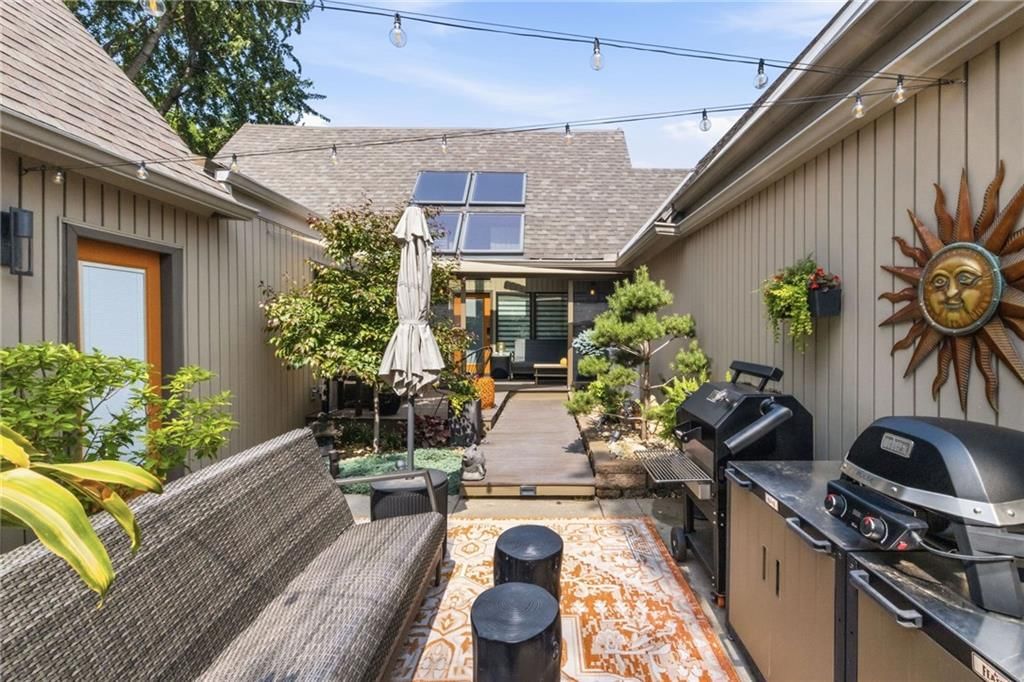 10115 LOWELL Avenue — photo 28