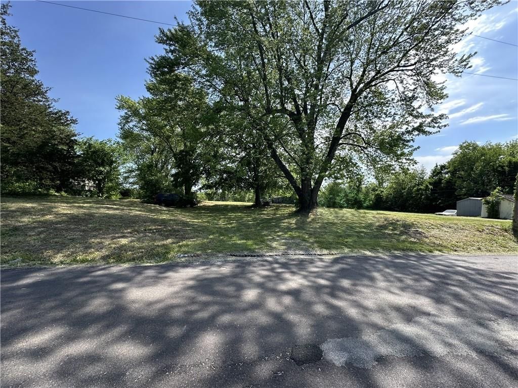 27601-27609 E Hoover Road — photo 1
