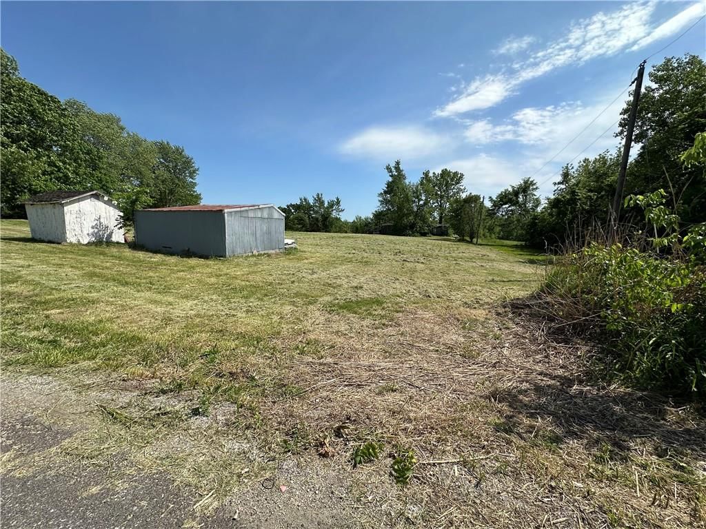 27601-27609 E Hoover Road — photo 4
