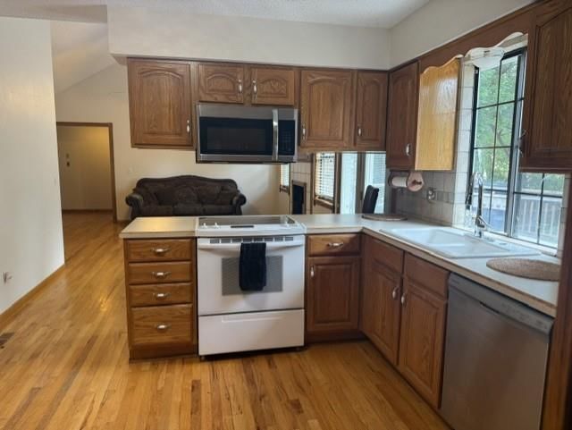 328 NE Greystone Drive — photo 13