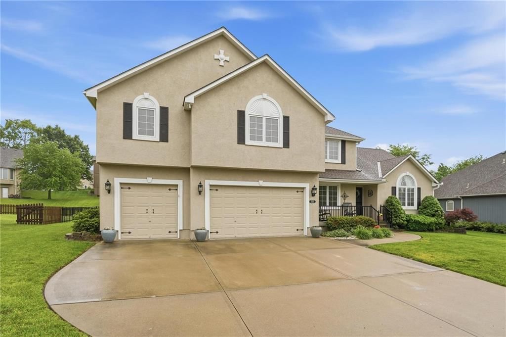 2605 SW Winterview Circle — photo 3