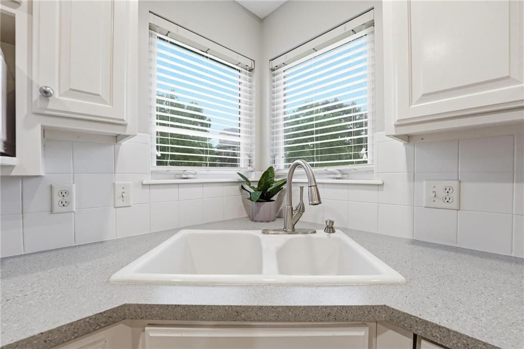 2605 SW Winterview Circle — photo 23