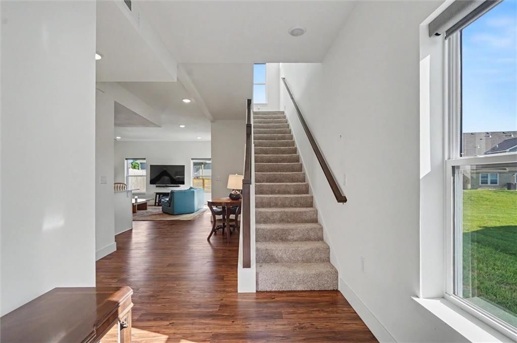2530 Arlene Place — photo 5
