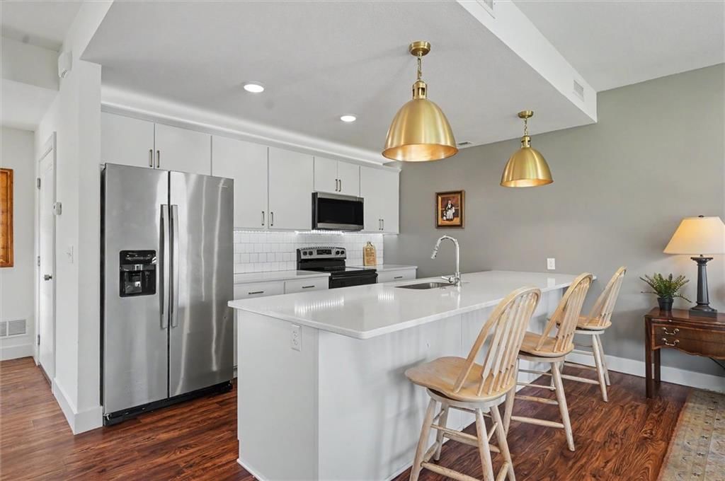 2530 Arlene Place — photo 7