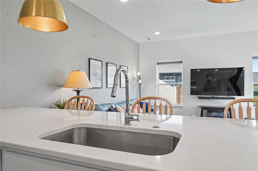 2530 Arlene Place — photo 9