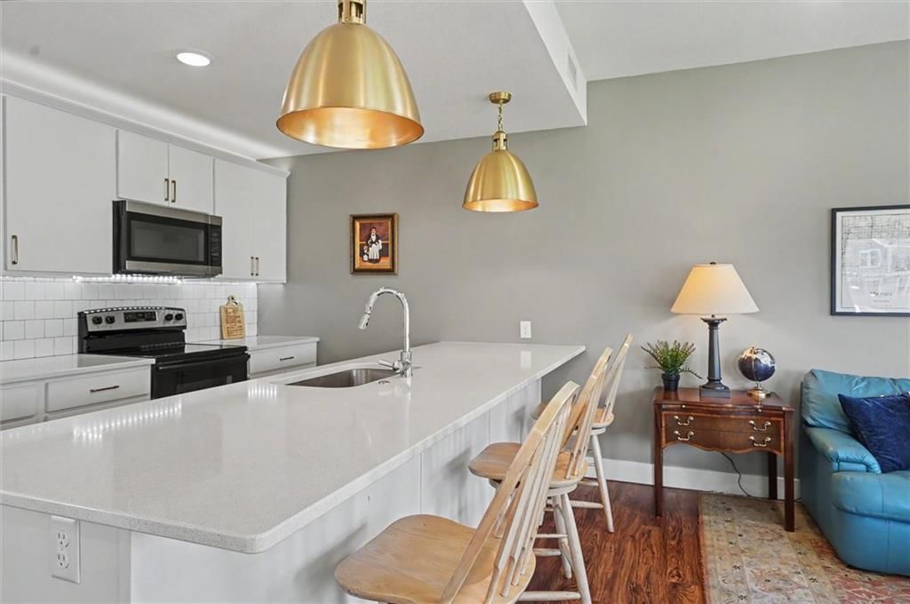 2530 Arlene Place — photo 11