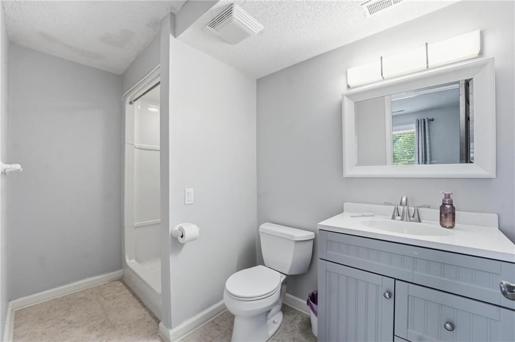 1200 Tyler Lane — photo 31