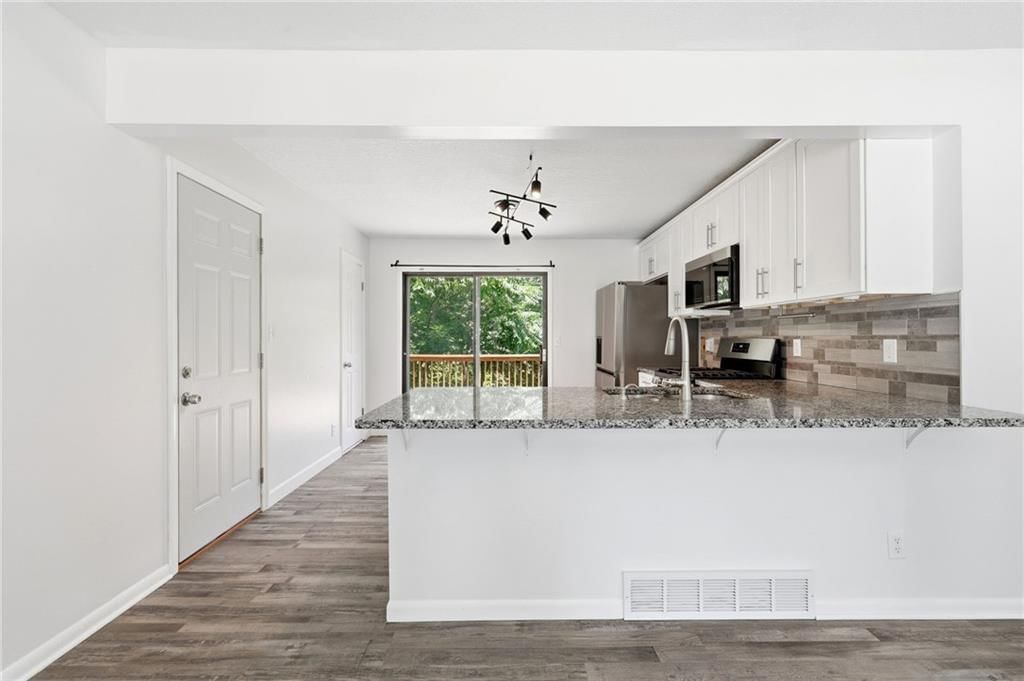 5807 N Flora Avenue — photo 11