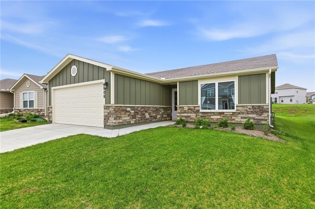 1608 Maci Street — photo 3