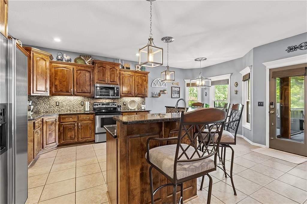 5816 Longview Street — photo 11
