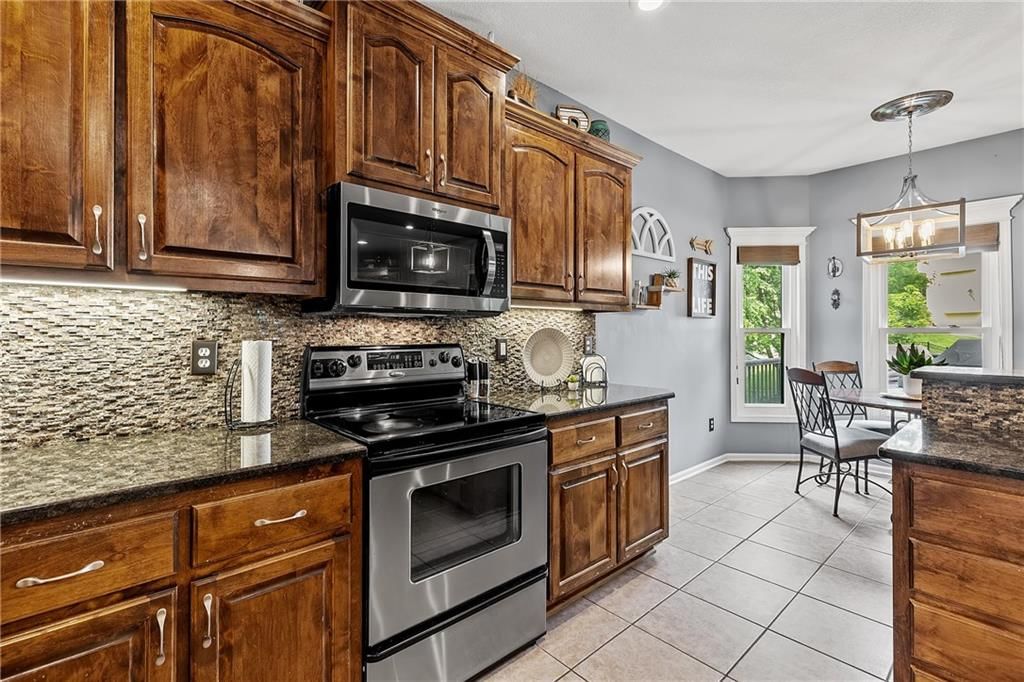 5816 Longview Street — photo 15