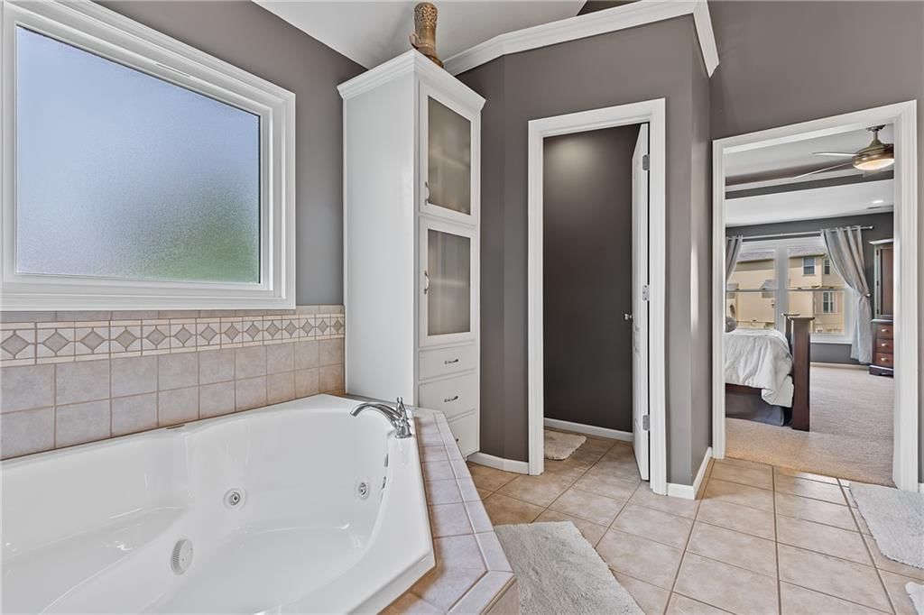 5816 Longview Street — photo 31
