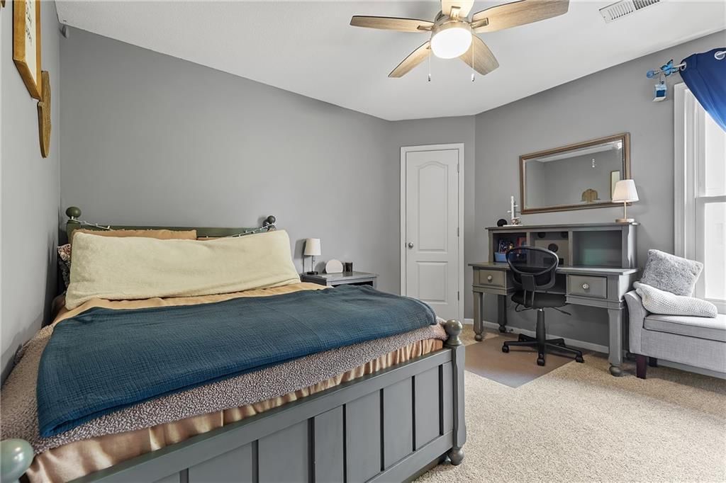 5816 Longview Street — photo 32