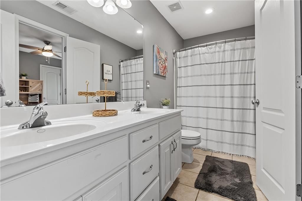 5816 Longview Street — photo 34