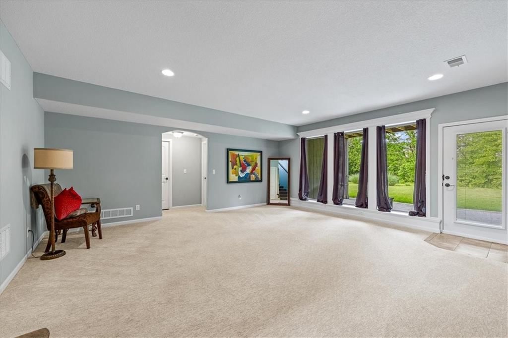1209 Dunvegan Lane — photo 14