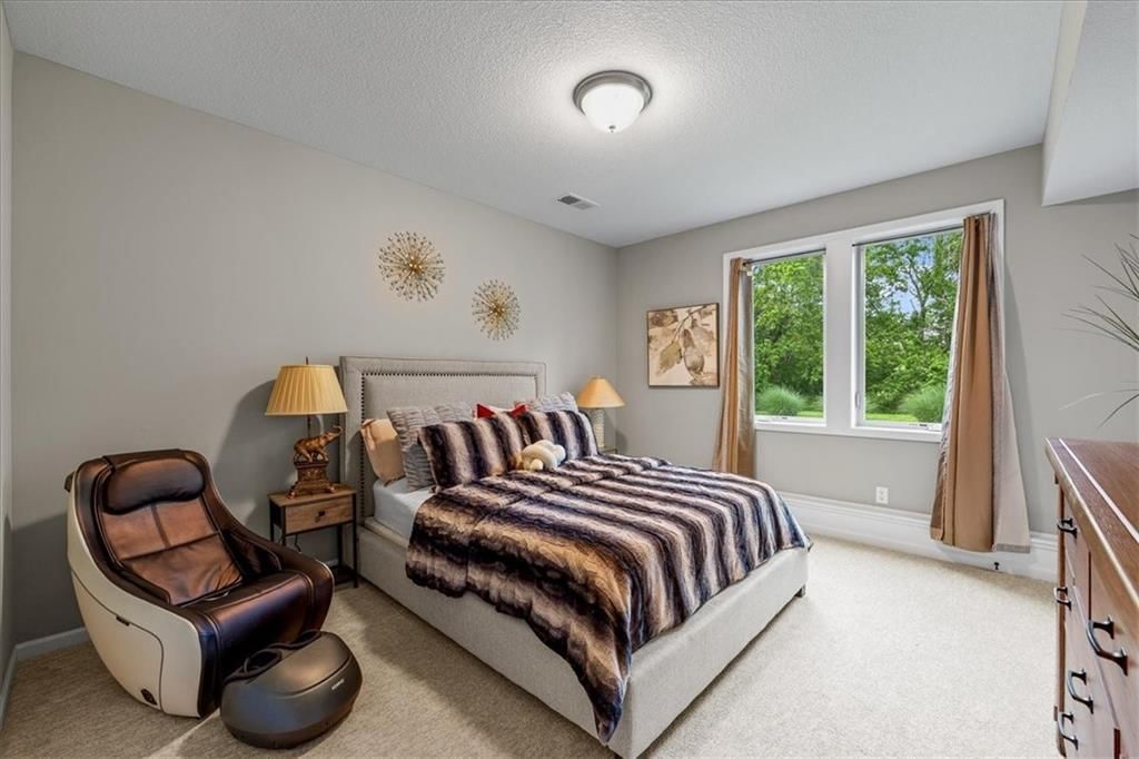 1209 Dunvegan Lane — photo 16