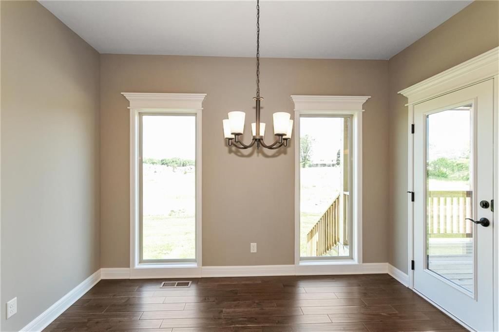 8895 N Monroe Avenue — photo 16