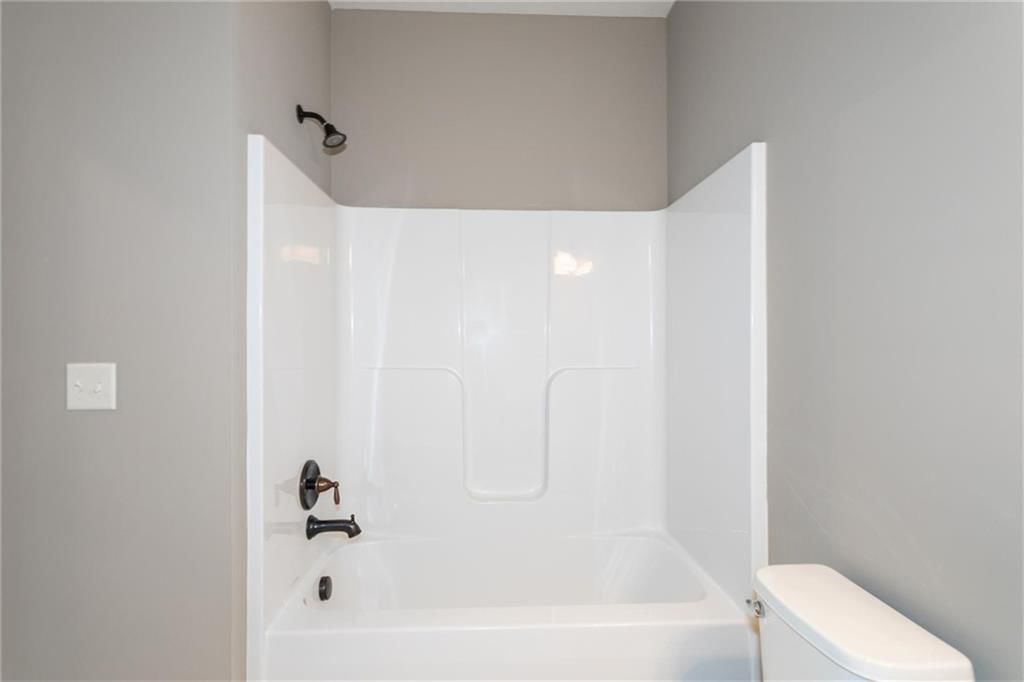 8895 N Monroe Avenue — photo 26