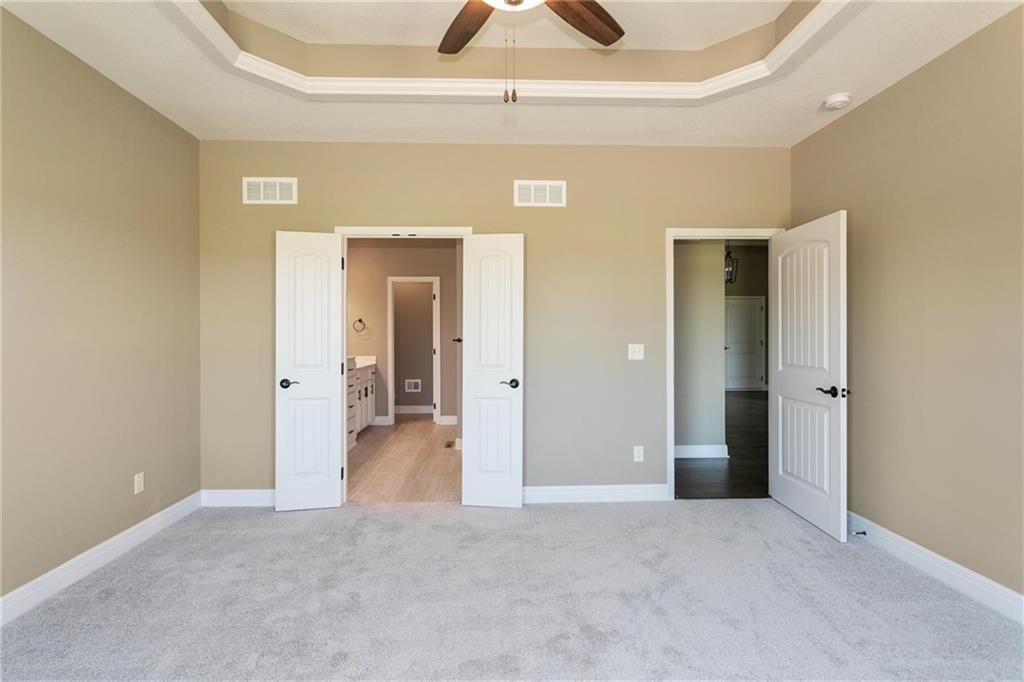 8895 N Monroe Avenue — photo 28