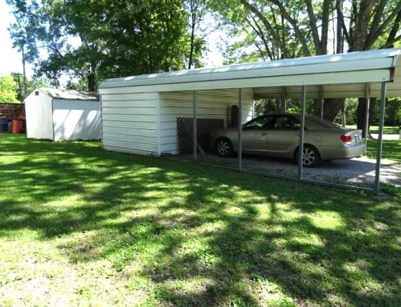 520 E Hickory Street — photo 5