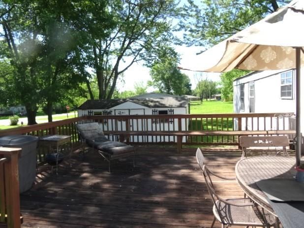 520 E Hickory Street — photo 13
