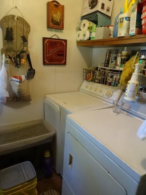 520 E Hickory Street — photo 17