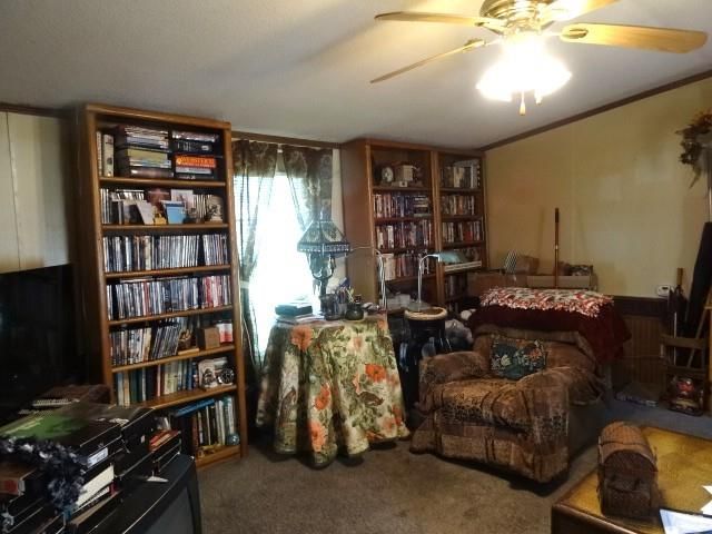 520 E Hickory Street — photo 22