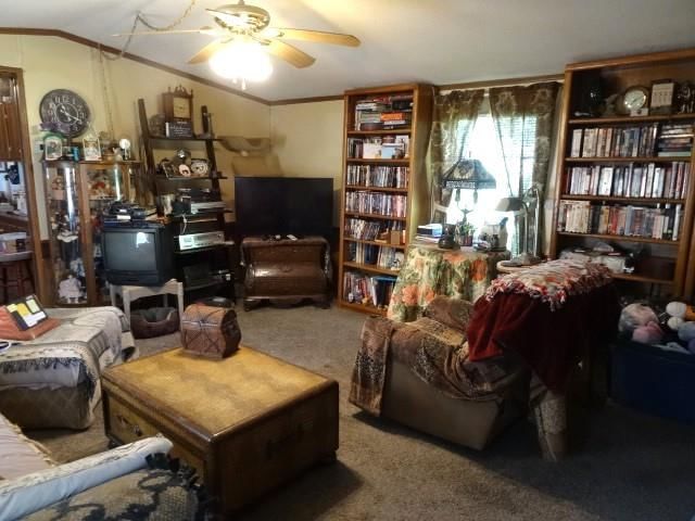 520 E Hickory Street — photo 23