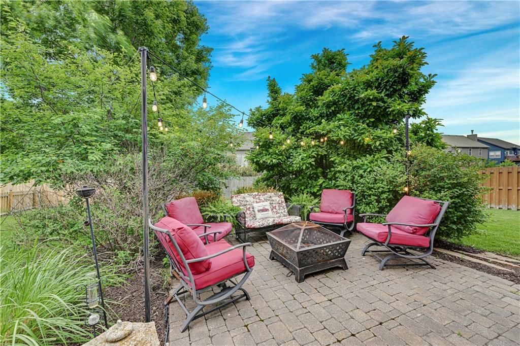 17519 W 157th Terrace — photo 4