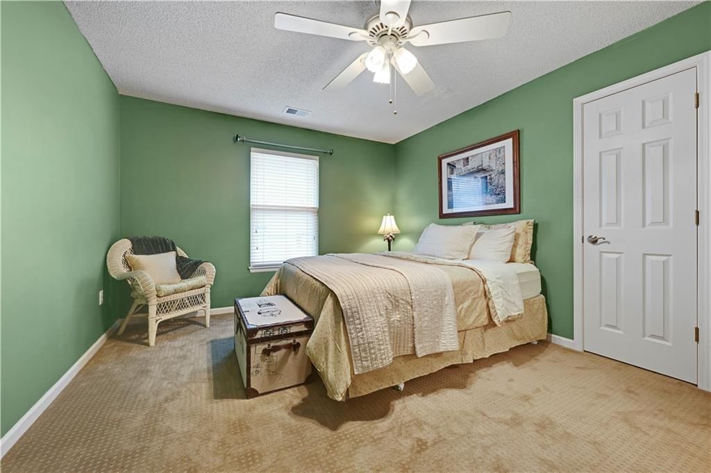 17519 W 157th Terrace — photo 32