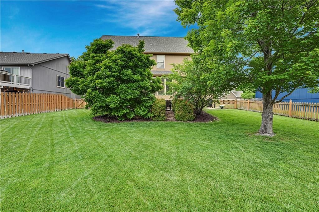 17519 W 157th Terrace — photo 43