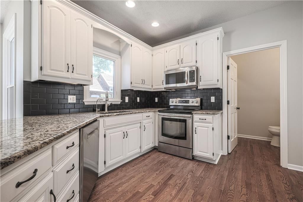 11600 W 117th Terrace — photo 3