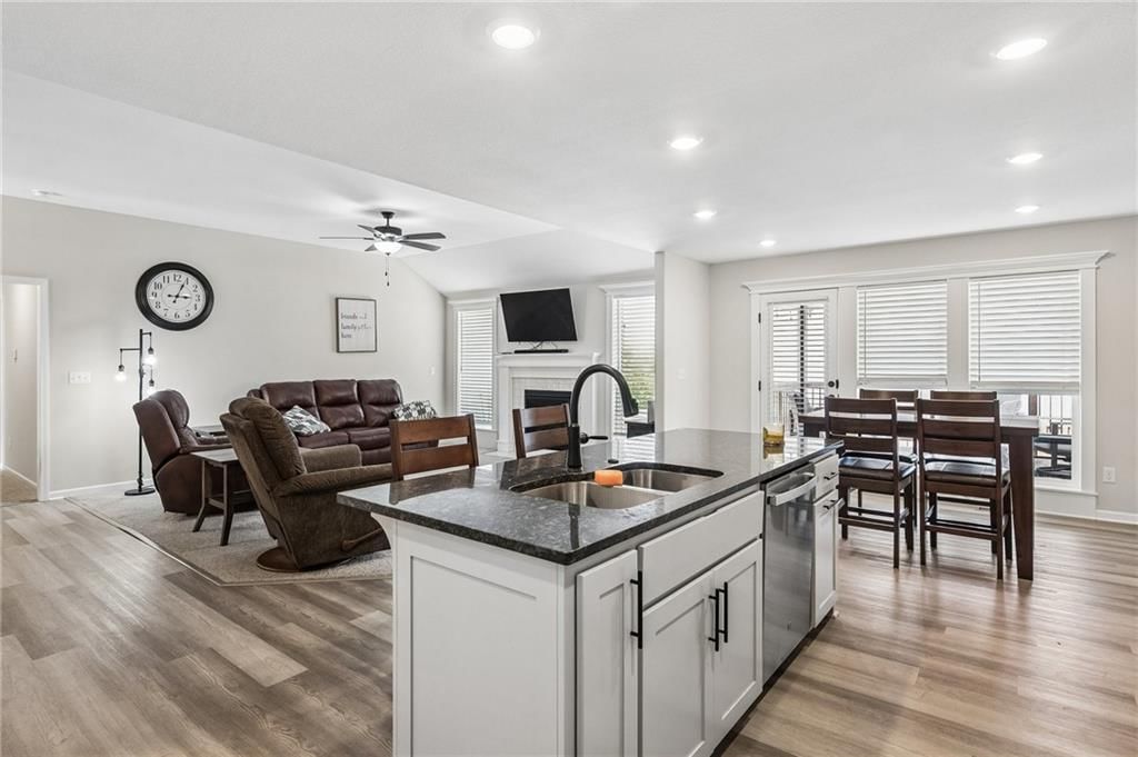 8912 NE 118TH Court — photo 9
