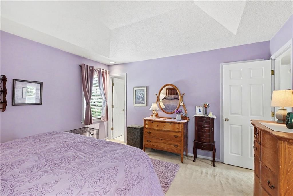 1930 E Sunvale Drive — photo 21