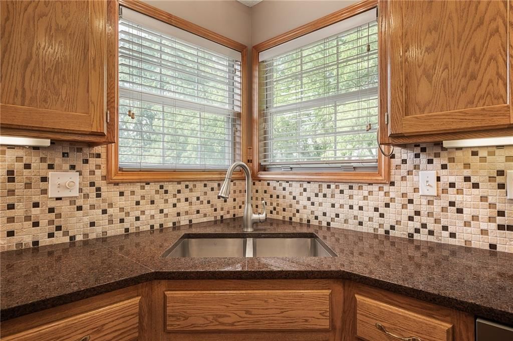 108 NE Topaz Drive — photo 16