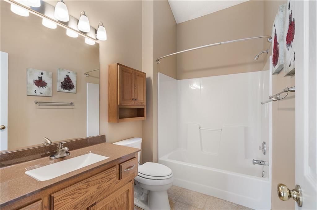 108 NE Topaz Drive — photo 31