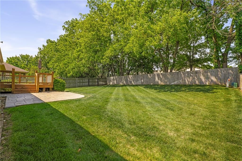 108 NE Topaz Drive — photo 45