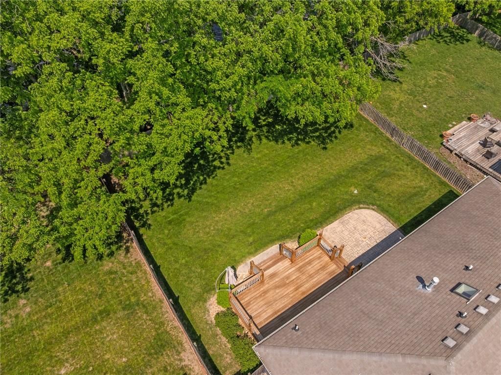 108 NE Topaz Drive — photo 51
