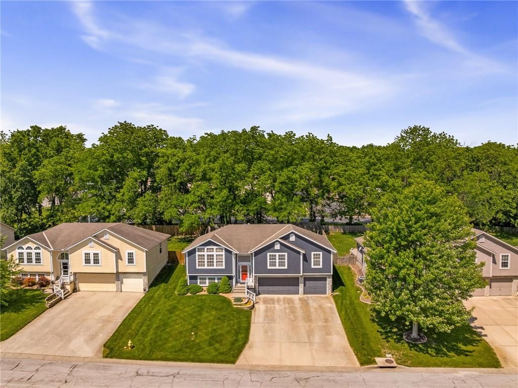 108 NE Topaz Drive — photo 54