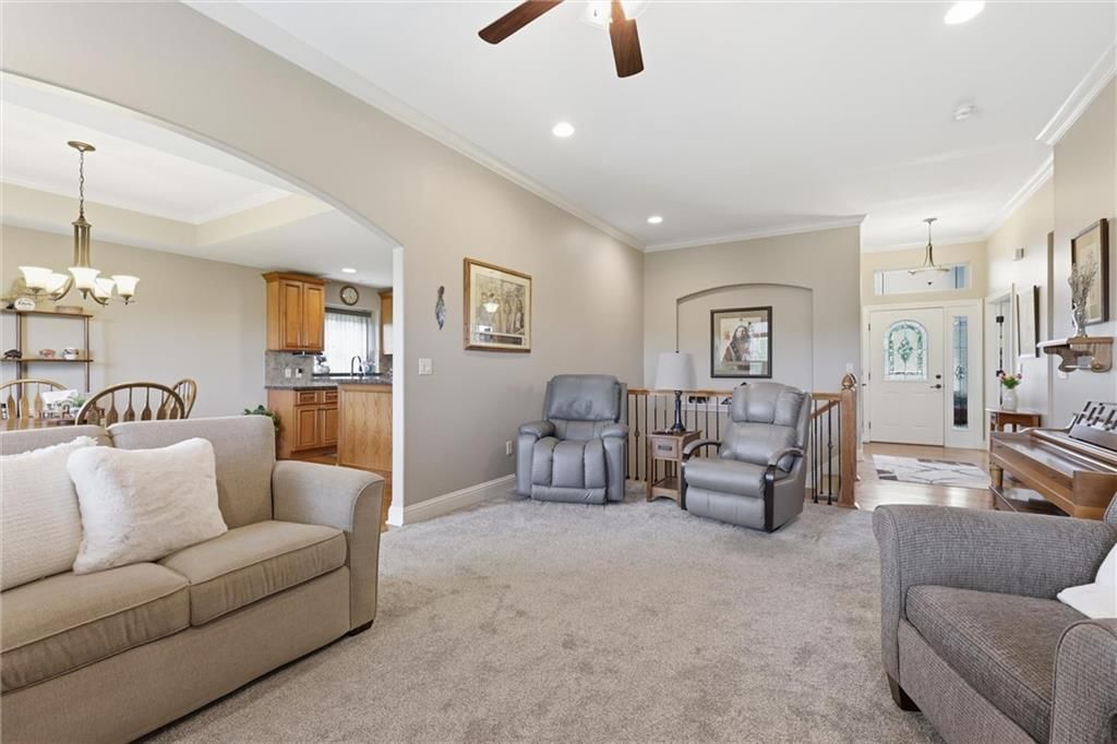 12337 Farrow Avenue — photo 8