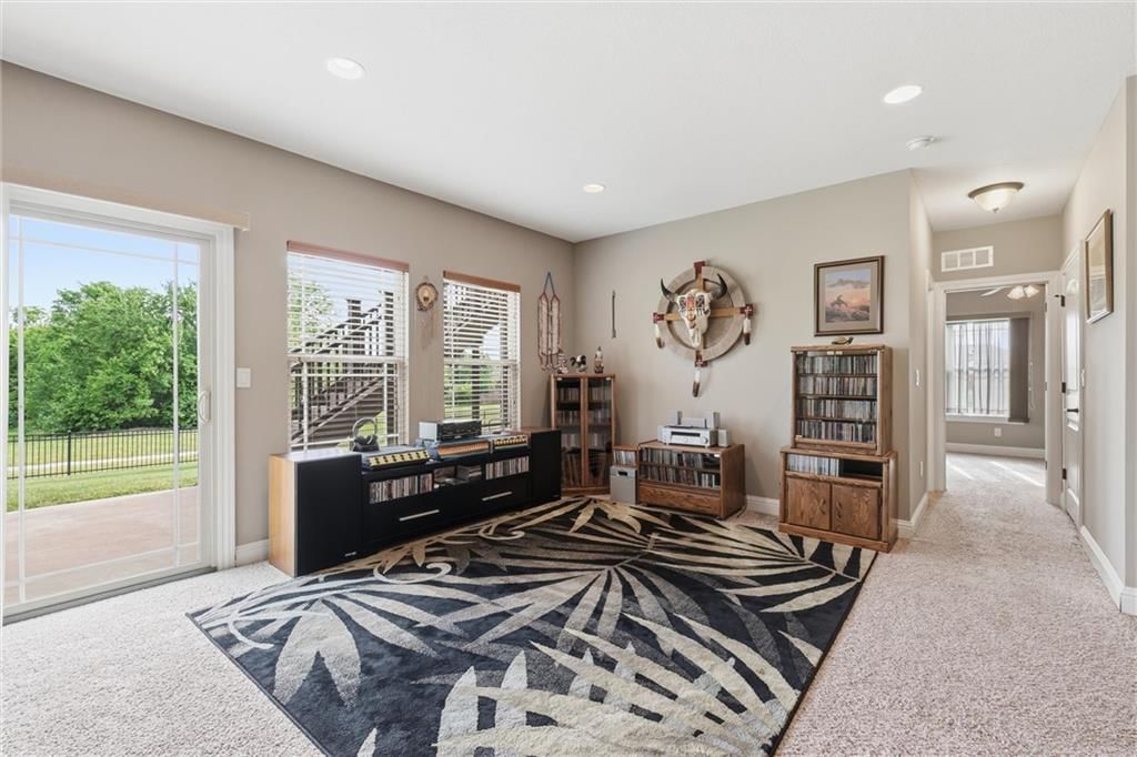 12337 Farrow Avenue — photo 30