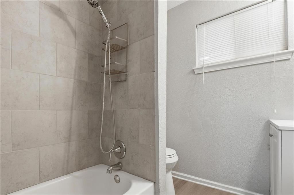 1505-7 N 63 Terrace — photo 52