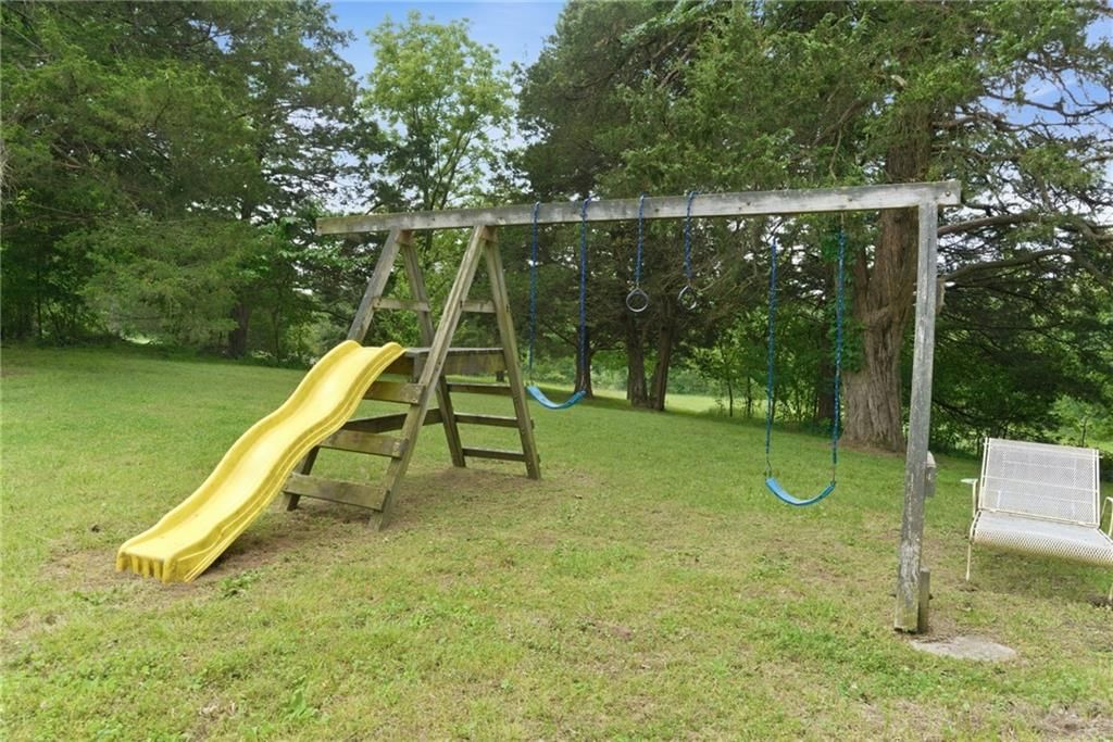 8830 SW 82 Highway SW — photo 36